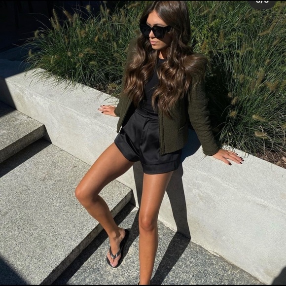 ZARA TEXTURED SHOULDER PAD JACKET - Picture 3 of 13